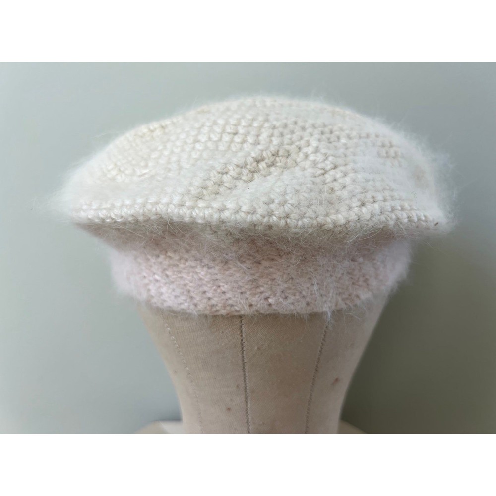 1950s Vintage 1-2y ballet pink & cream Cashmere Knitted Handmade Beret Child Hat